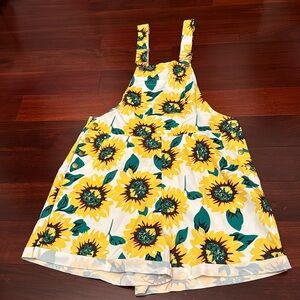 NEW Sunflower short Bib-top Overalls Small